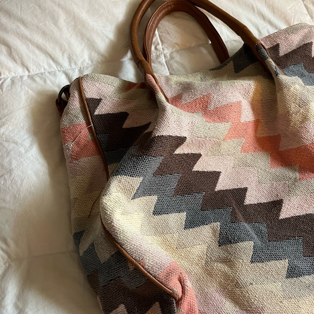 American Eagle tote bag